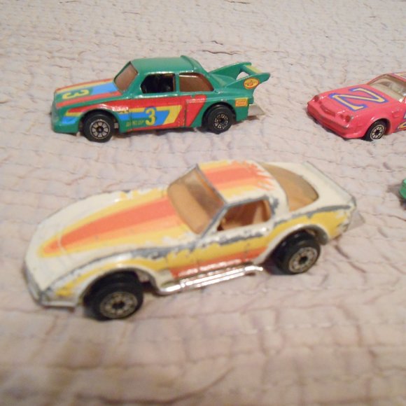 Vintage Kenner Fast 111's Sporty Cars - Picture 2 of 16